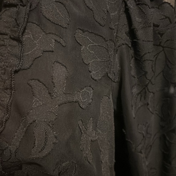 NEVER WORN! ALL Black Dressy Bebe Open Back Floral Ruffle Rompe - Picture 4 of 14